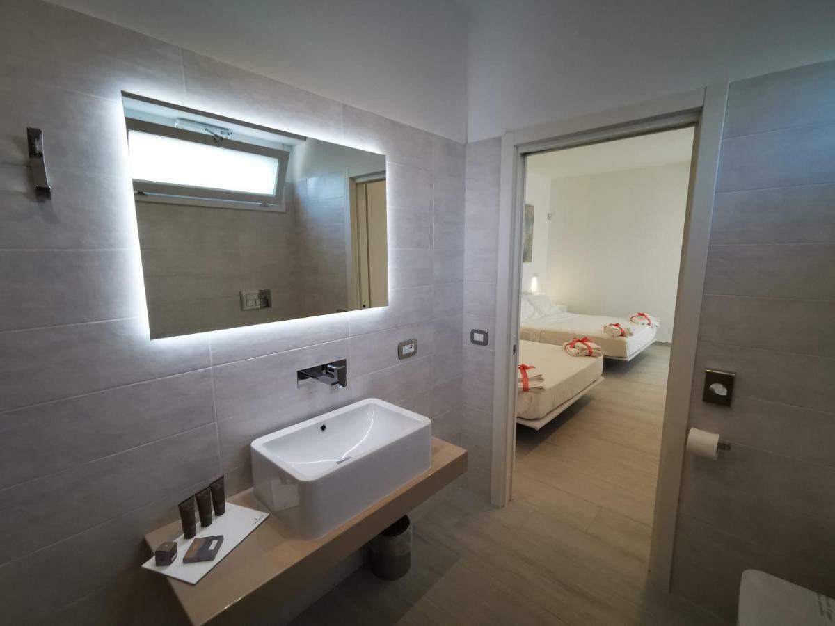 Sunset Bay Bed & Breakfast Torre Suda Luaran gambar